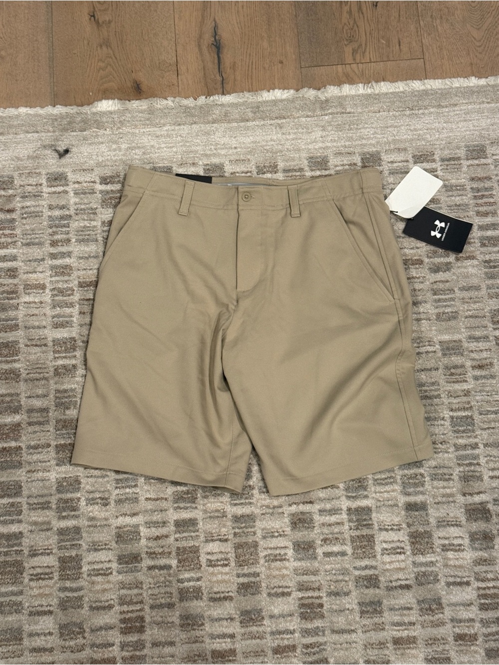 Under Armour Men’s Tan Flat-Front Performance Shorts
